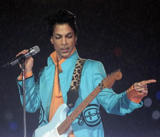 Illustration for article titled 32 Photos of Prince We Love